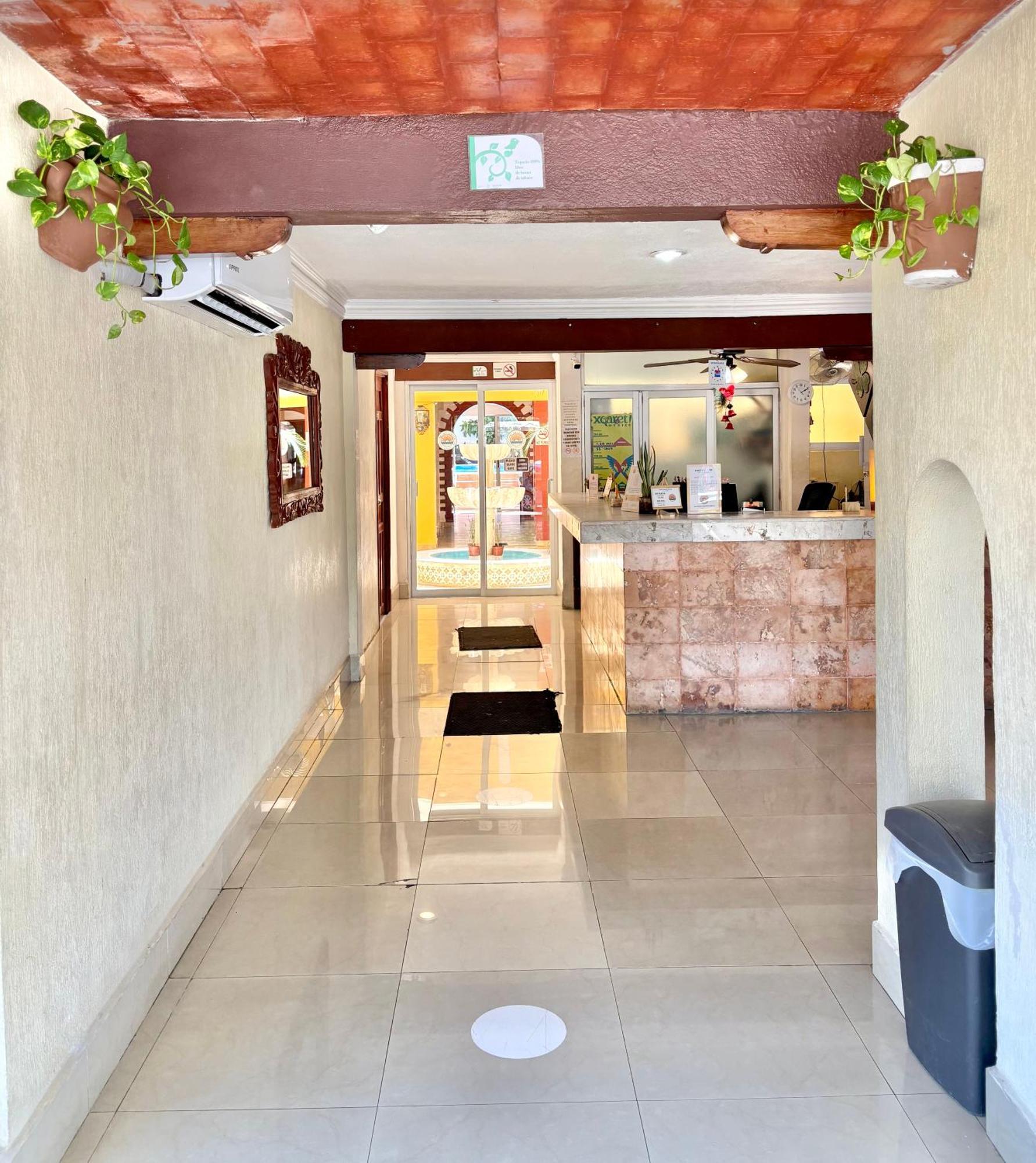 Suites Cancun Center Exterior photo