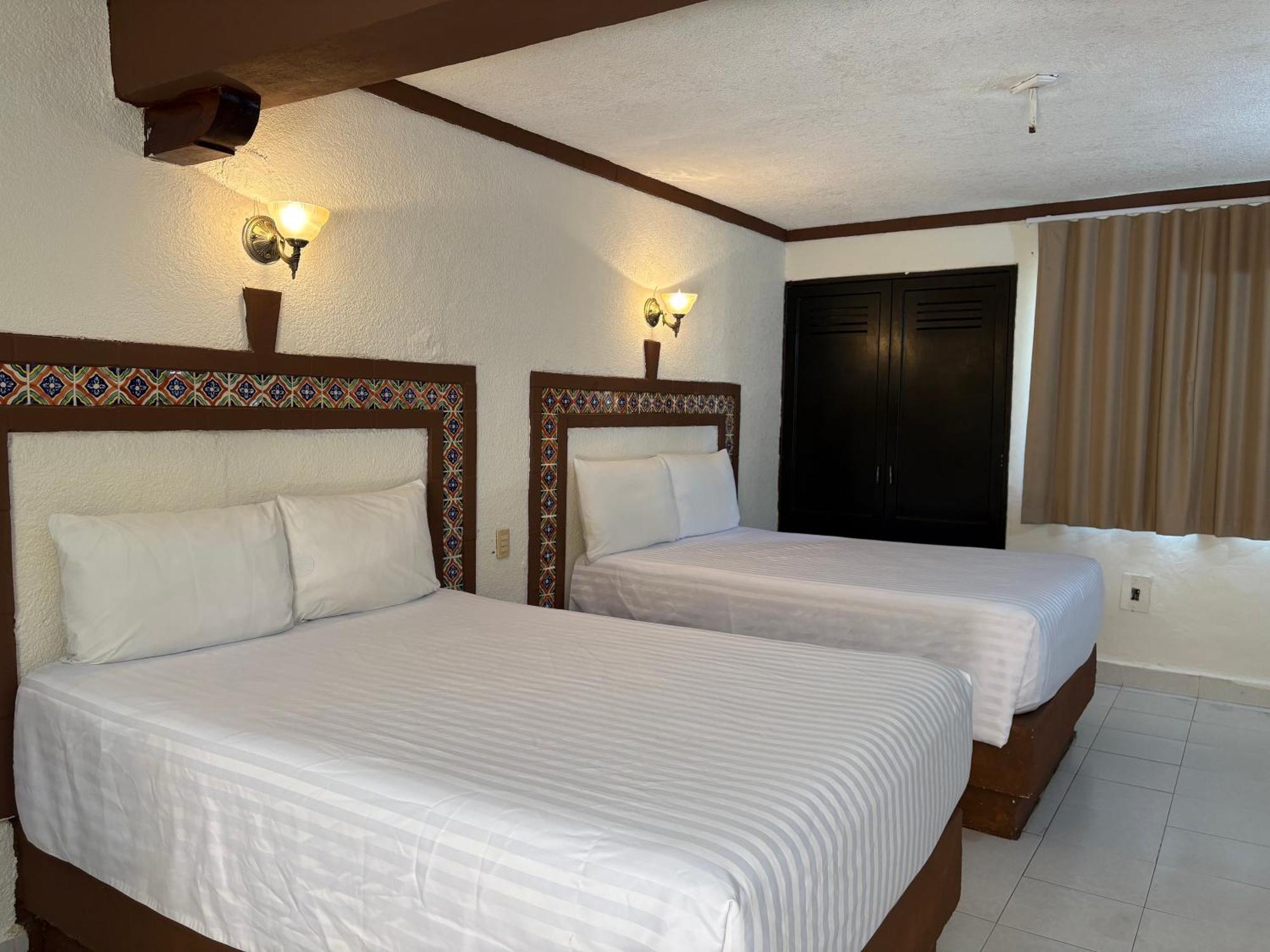 Suites Cancun Center Exterior photo